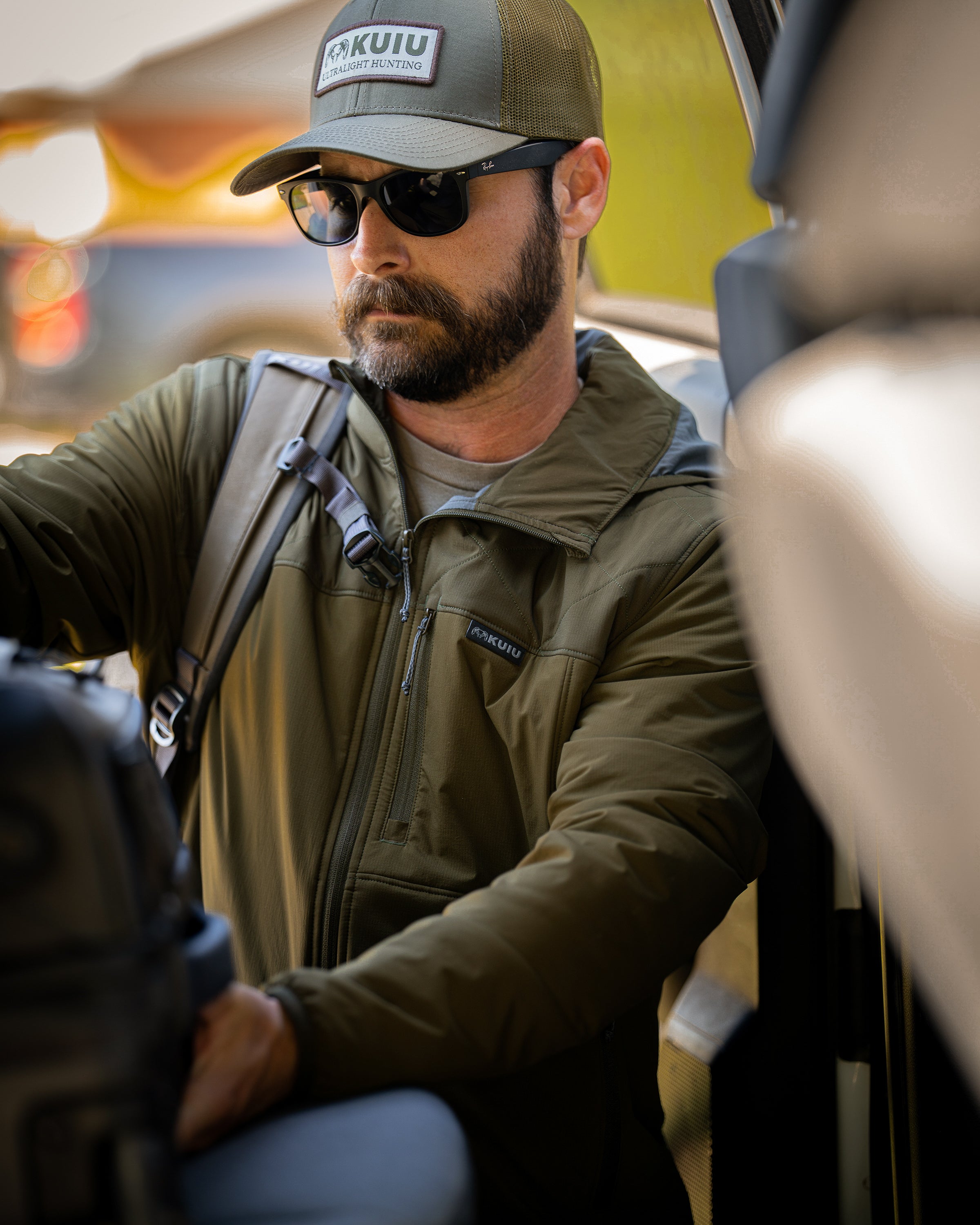 Transit Packable Hooded Jacket | Dark Army/Army - Image 11