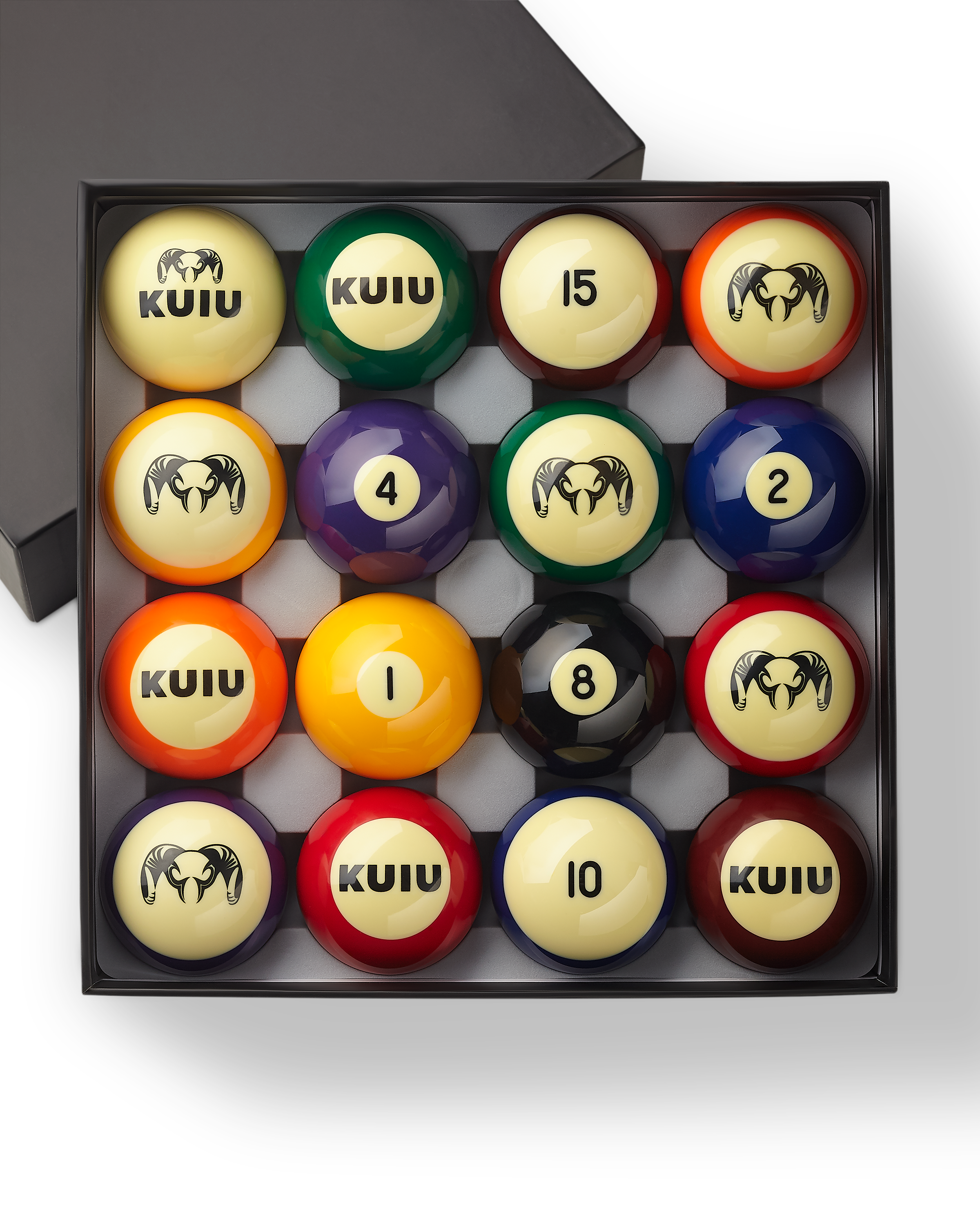 KUIU Logo Billiard Ball Set | Multi