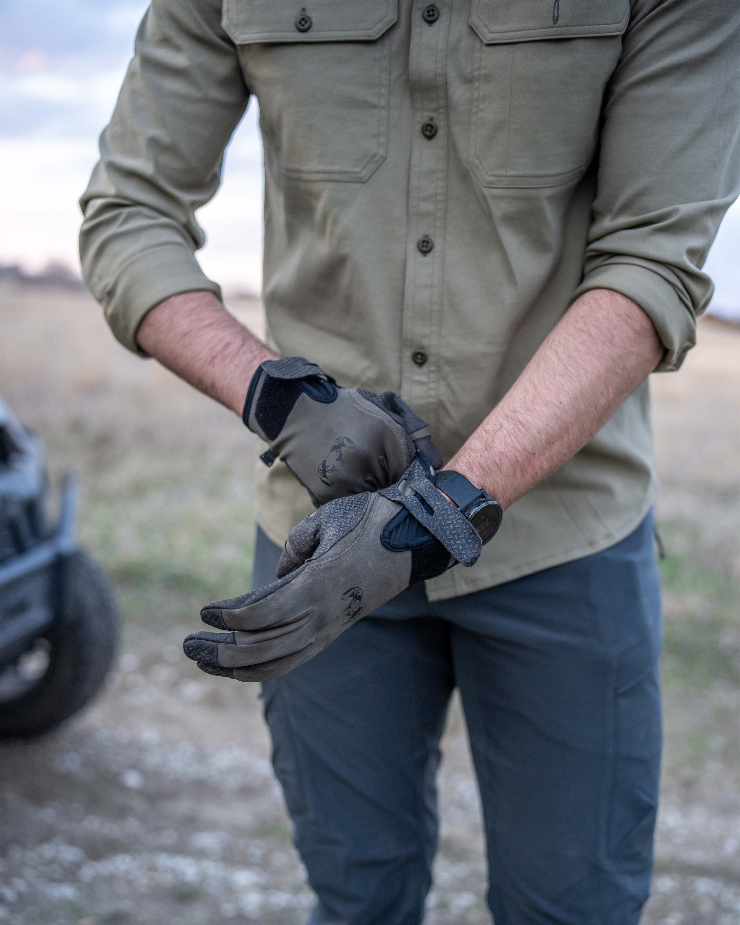 Motive LS Workgrade Shirt | Asphalt - Image 4