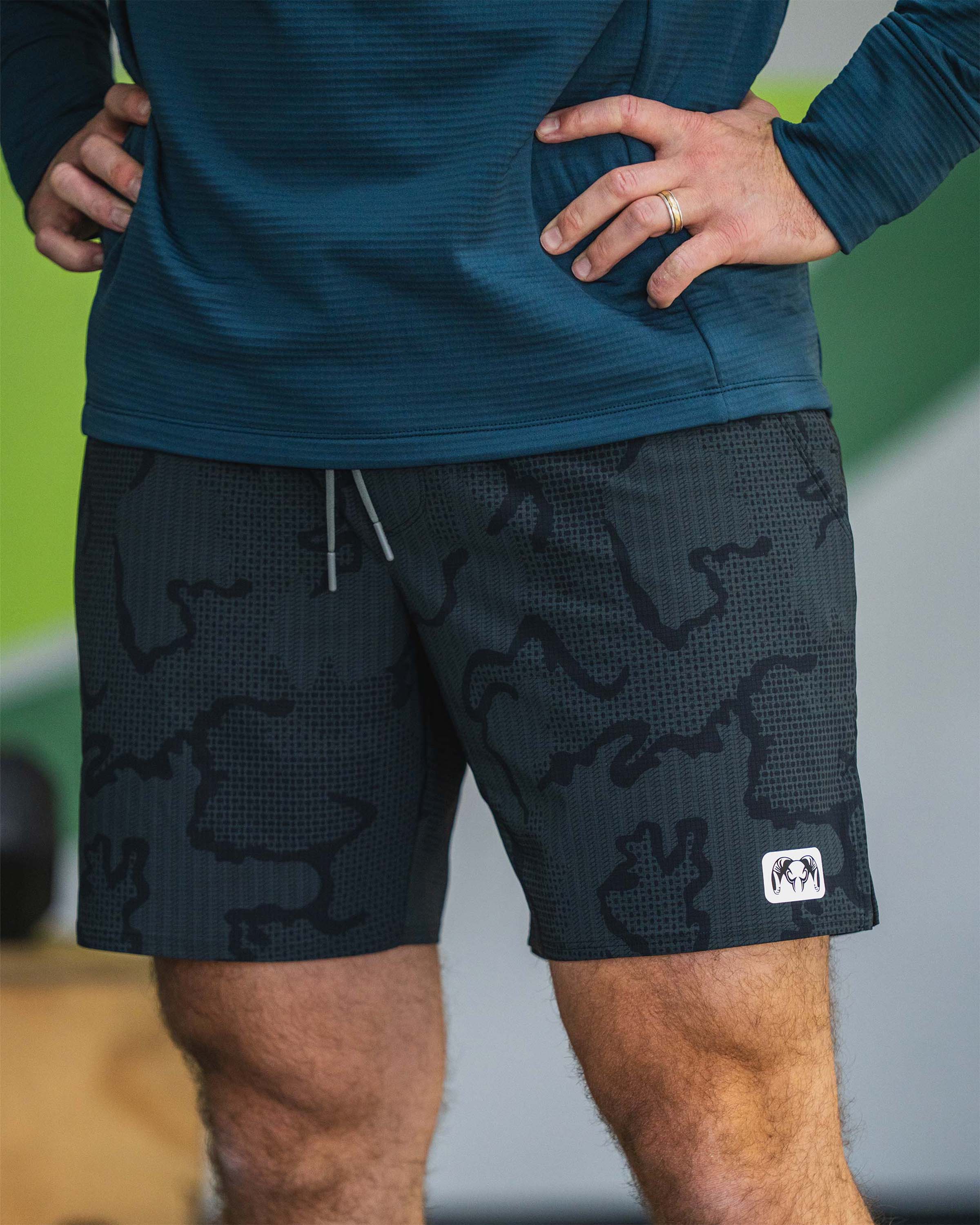 EnduroTrainer 7″ Short | Dark Iron Tonal - Image 4