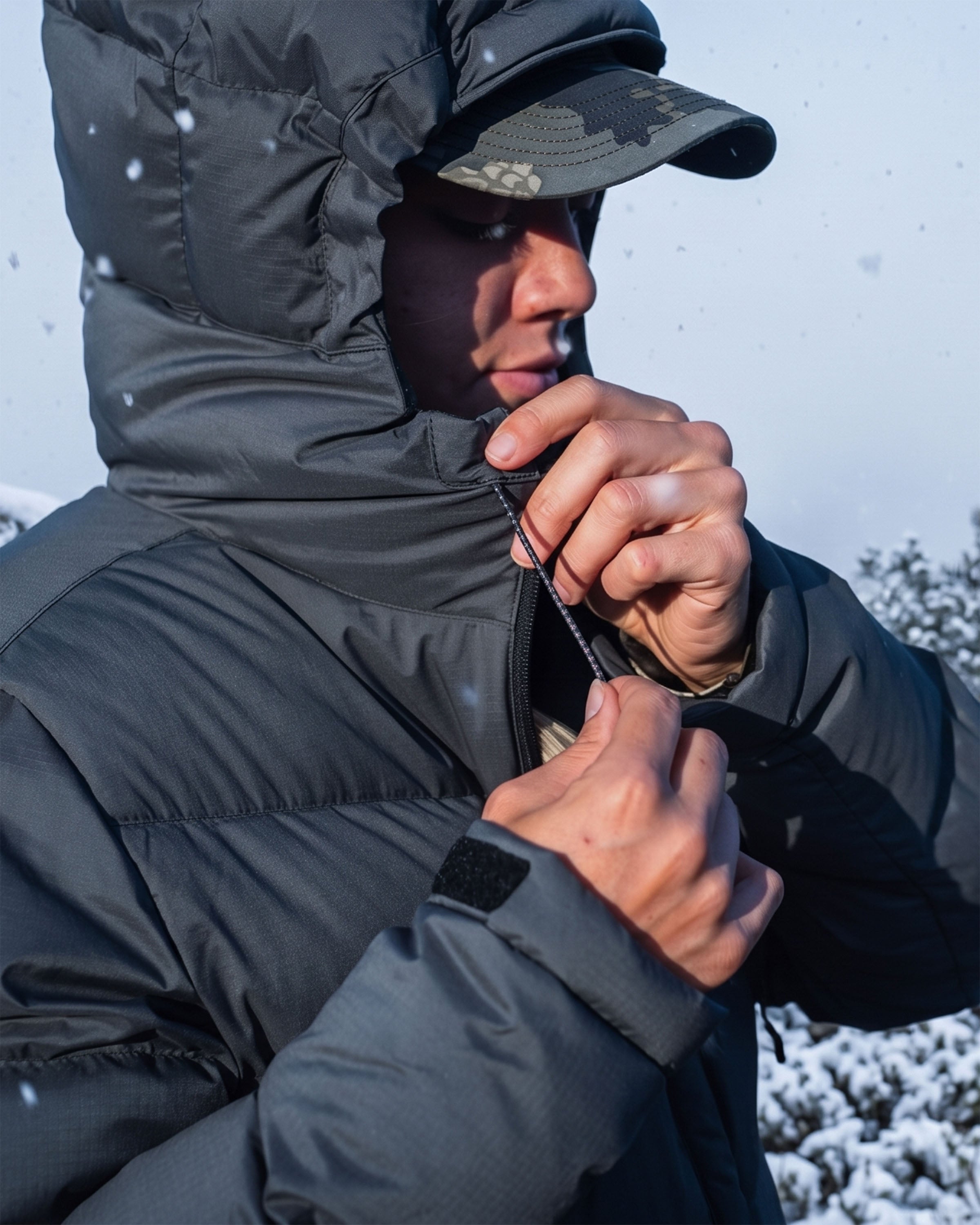 Women'S Super Down PRO Hooded Jacket | Valo - Image 7